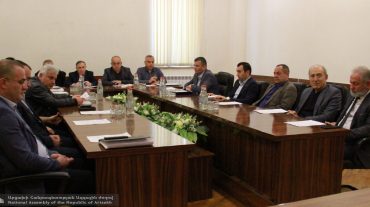 ԱՀ ԱԺ նախագահը հրավիրել է աշխատանքային խորհրդակցություն