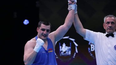 Բռնցքամարտի ԵԱ. Նարեկ Մանասյանը հաղթանակով եզրափակեց մրցումային օրը