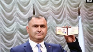 Ցխինվալիի դե ֆակտո նախագահը «երդմնակալել է» օսերենով և ռուսերենով