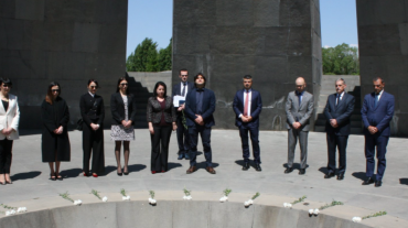 Իտալացի խորհրդարանականներն այցելել են Հայոց ցեղասպանության հուշահամալիր