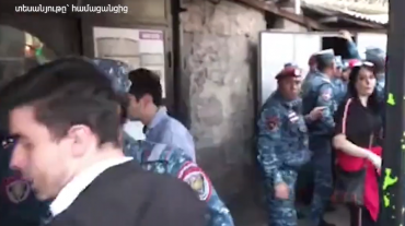 Հարուցվել է քրեական գործ կազմակերպված քայլերթի մասնակիցների կողմից Չարենցի փողոցում կատարված խուլիգանության դեպքի առթիվ