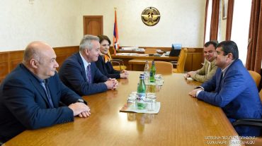Արցախի նախագահն ընդունել է Հայաստանի ամերիկյան համալսարանի պատվիրակությանը