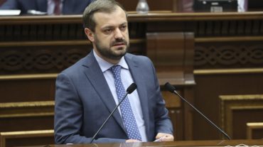 Օրենսդրությունը պետք է շարունակաբար թեթևացնել, ազատել խութերից կամ թաքնված ականներից. Գևորգ Պապոյան