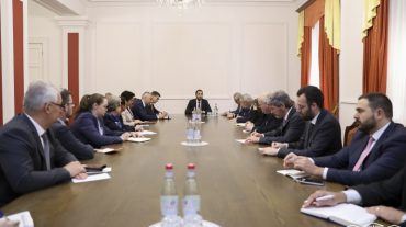 ԱԺ փոխնախագահ Ռուբեն Ռուբինյանն ընդունել է մի շարք դեսպանների