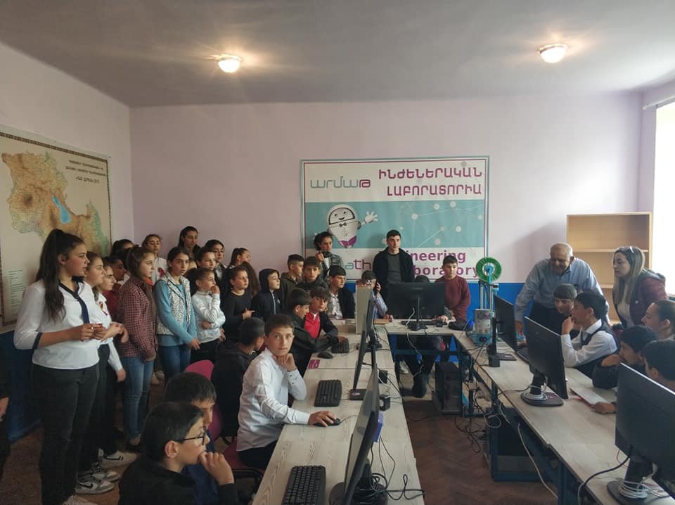 Վարդենիկ գյուղի թիվ 1 հիմնական դպրոցում բացվել է «Արմաթ» ինժեներական լաբորատորիա