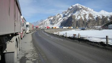 Լարսը բաց է բոլոր տեսակի տրանսպորտային միջոցների համար