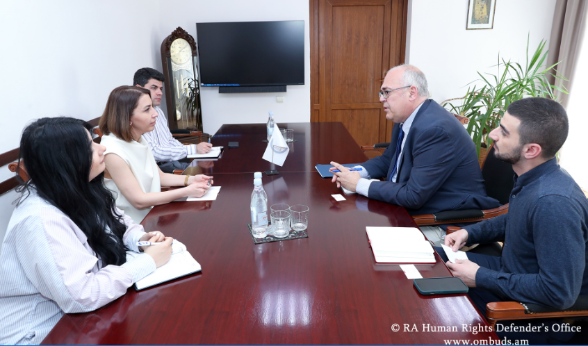 Մարդու իրավունքների պաշտպանն ընդունել է Freedom House միջազգային իրավապաշտպան կազմակերպության Եվրոպայի ու եվրասիական ծրագրերի տնօրենին