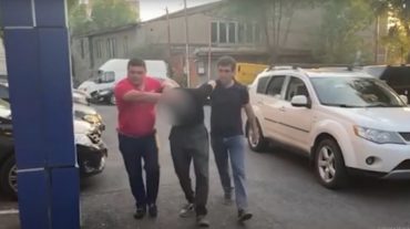 Քրեական ոստիկանության ծառայողները հետախուզվողի են հայտնաբերել