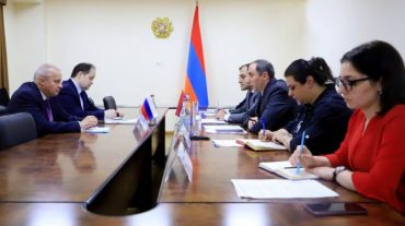 Ռուսական ՏՏ ոլորտի ընկերությունների կողմից Հայաստանում աշխատելու մեծ հետաքրքրություն է նկատվում. Ռոբերտ Խաչատրյանը՝ ՀՀ-ում ՌԴ դեսպանին