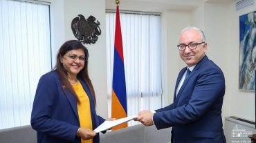 Շրի Լանկայի նորանշանակ դեսպանն իր հավատարմագրերի պատճենն է հանձնել ՀՀ ԱԳ նախարարի տեղակալին