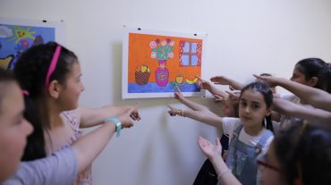 Շիրակի մարզպետարանում բացվել է հերթական ցուցահանդեսը․ նկարների հեղինակները մանուկներն են
