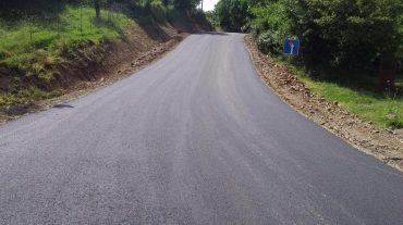 Հիմնանորոգվում է Տ-8-22, /Մ-2/-Վարդավանք-Խդրանց-Ագարակ ճանապարհի 13.1 կմ երկարությամբ հատվածը