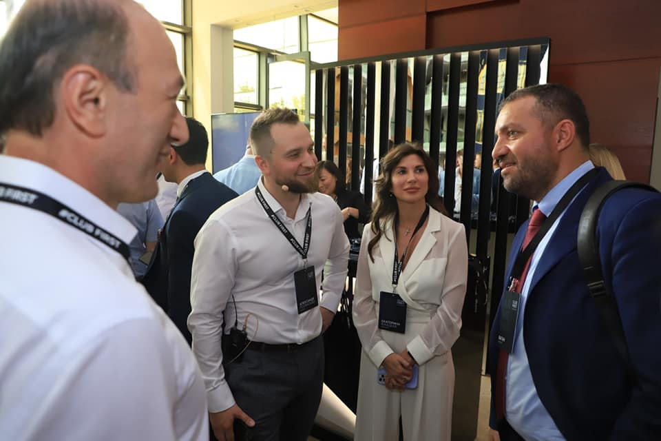 Մեր տնտեսական քաղաքականության մեջ մենք առանձնահատուկ ուշադրություն ենք դարձնում արդյունաբերության զարգացման վրա. Վահան Քերոբյան