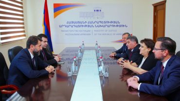 Արդարադատության նախարարն ընդունել է Եվրասիական տնտեսական միության դատարանի դատավորներին