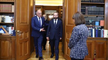 Արարատ Միրզոյանը հանդիպում է ունեցել Հունաստանի նախագահի հետ