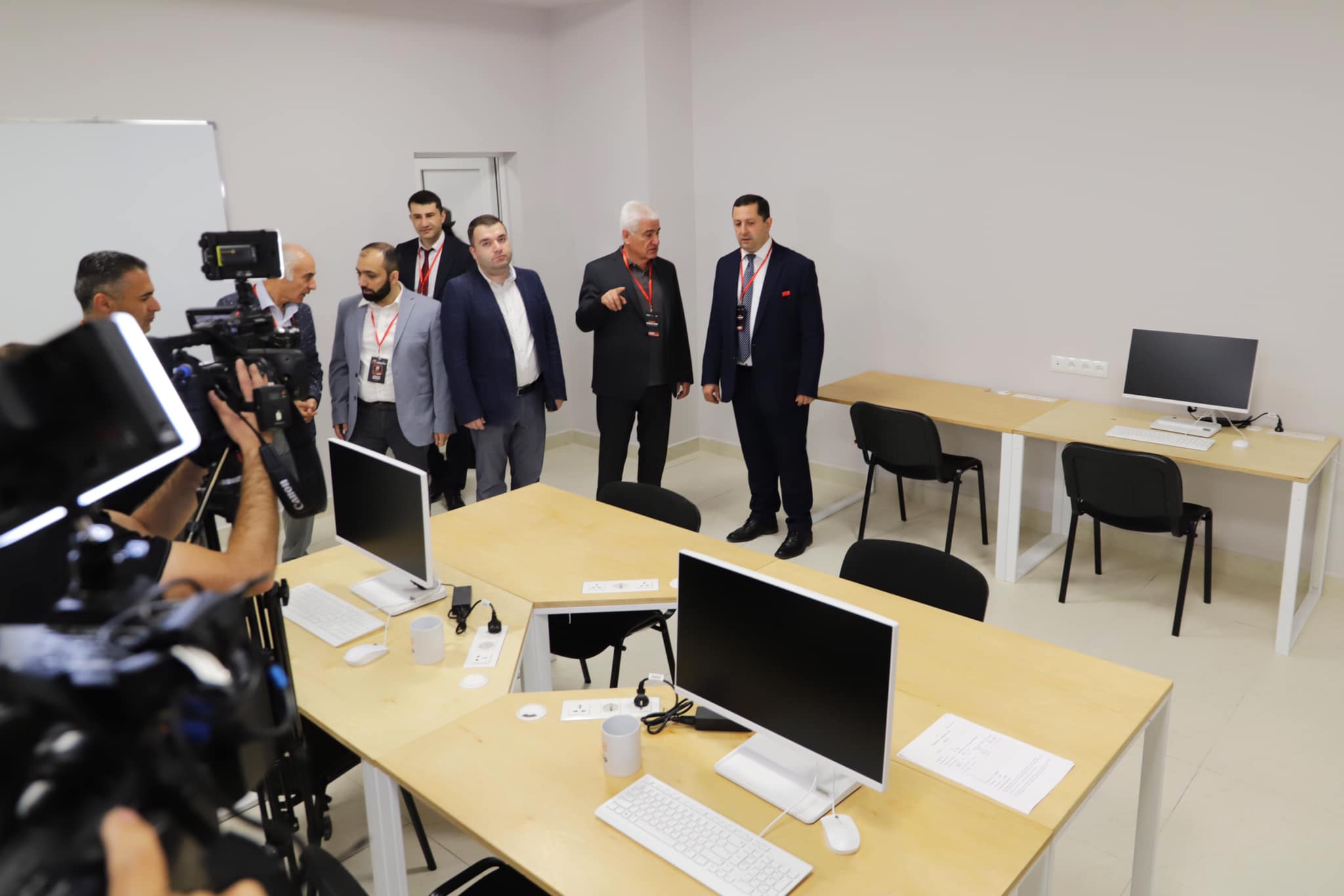Կարեն Թռչունյանը ԵՊՀ-ում մասնակցել է գիտակրթական հետազոտական կենտրոնի բացման արարողությանը