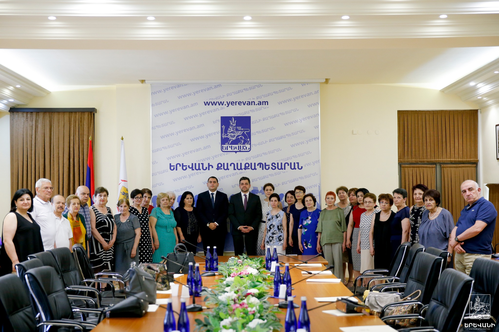 Համայնքային բուժհաստատությունների մի շարք բժիշկներ արժանացել են Երևանի քաղաքապետի շնորհակալագրերի