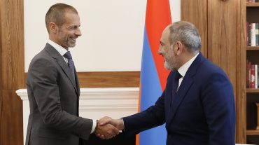 Վարչապետ Փաշինյանն ընդունել է ՈՒԵՖԱ-ի նախագահ Ալեքսանդր Չեֆերինին