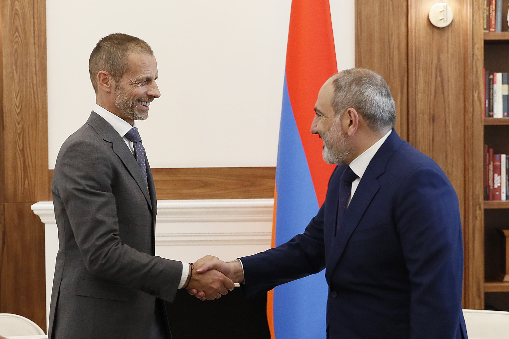 Վարչապետ Փաշինյանն ընդունել է ՈՒԵՖԱ-ի նախագահ Ալեքսանդր Չեֆերինին