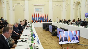 Վարչապետը մասնակցում է «Հայաստան» համահայկական հիմնադրամի հոգաբարձուների խորհրդի նիստին
