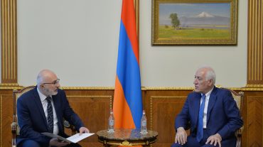 Նախագահ Խաչատուրյանը հանդիպել է «Հայաստան» համահայկական հիմնադրամի տնօրենի հետ