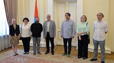 Նախագահ Վահագն Խաչատուրյանը հյուրընկալել է ՓԵՆ կենտրոնի ներկայացուցիչներին