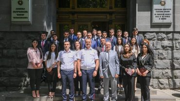 Ապագա դատախազներին դիպլոմներ են հանձնվել