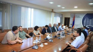 Էկոնոմիկայի և ֆինանսների նախարարները հանդիպում են ունեցել