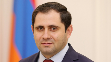 ՀՀ պաշտպանության նախարարը մեկնել է Մոսկվա