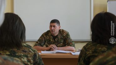 Զինծառայողների հետ անցկացվել են տեսական պարապմունքներ