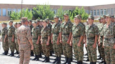 Հանդիպում նորակոչիկների հետ