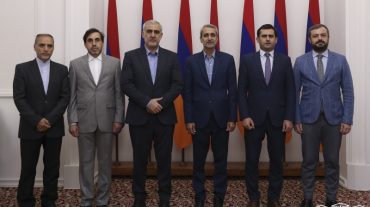 Հակոբ Արշակյանն ընդունել է Իրանի պատվիրակությանը