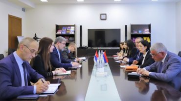 Ժաննա Անդրեասյանը հանդիպել է Սերբիայի ԱԳՆ պետական քարտուղարի հետ