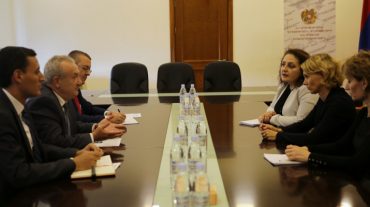 ԿԳՄՍ նախարարը հանդիպել է Համաշխարհային բանկի Հայաստանի գրասենյակի տնօրենի հետ