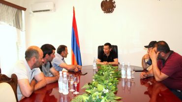 Շուռնուխի բնակիչները Սյունիքի մարզպետի հետ հանդիպմանը ներկայացրել են իրենց խնդիրները