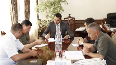 Գեղարքունիքի մարզի ‬զորակոչային հանձնաժողովը հերթական նիստում քննարկել է ‬2022 թվականի ամառային ‭զորակոչի ընթացքին վերաբերող հարցեր