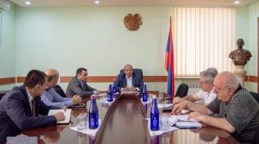 Տավուշի մարզպետը մթերող կազմակերպությունների հետ քննարկել է խաղողի մթերման հարցերը և պետական աջակցության ծրագրերը