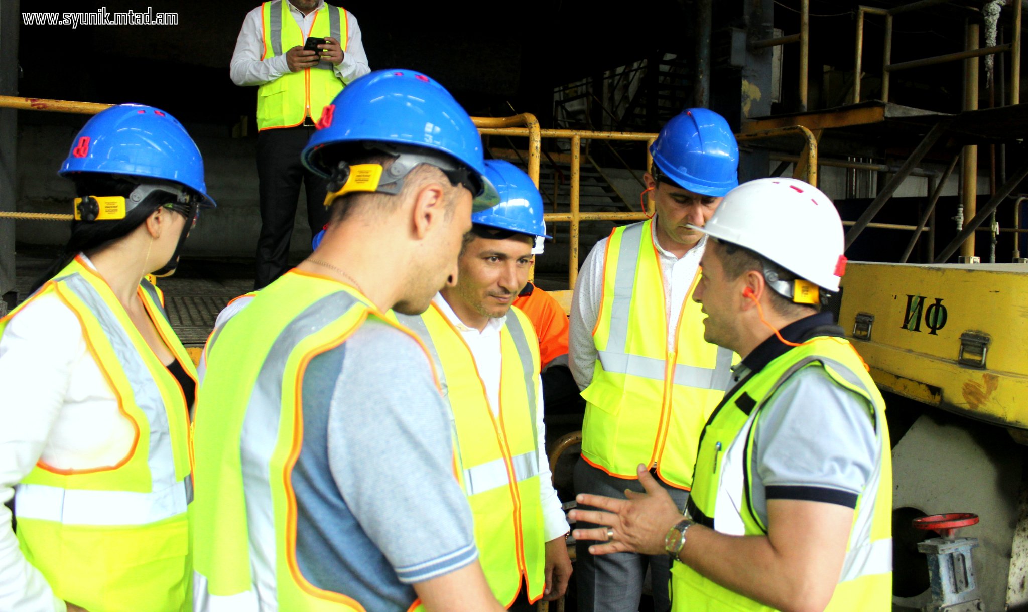 Սյունիքի մարզպետը ծանոթացել է Զանգեզուրի պղնձամոլիբդենային կոմբինատի արտադրական հզորություններին