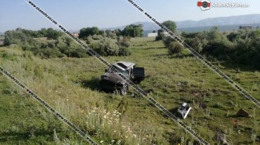 Գեղարքունիքի մարզում Range Rover-ը, մոտ 100 մետր մի քանի պտույտ շրջվելով, հայտնվել է ձորակում. բժիշկները պայքարում են վիրավորի կյանքի համար