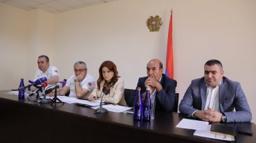 Շիրակի մարզպետարանում տեղի է ունեցել կենդանիների վարակիչ հիվանդությունների կանխարգելմանն ուղղված քննարկում. ՍԱՏՄ