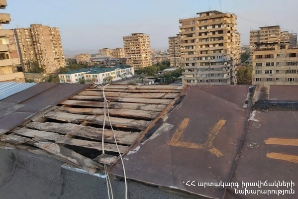 Քամին վնասներ է հասցրել Երևանի մի շարք շրջաններում