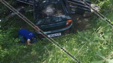 Լոռու մարզում 30-ամյա վարորդը Chrysler-ով հայտնվել է ձորում
