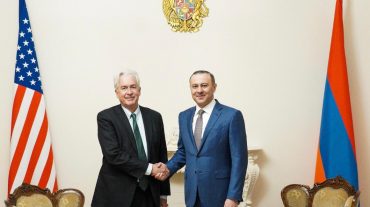 ԱԽ քարտուղարը և ԿՀՎ  ղեկավարը քննարկել են Հայաստան-Ադրբեջան և Հայաստան-Թուրքիա բանակցային գործընթացները