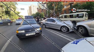 Շղթայական ավտովթար Երևանում. Բաղրամյան պողոտայում բախվել են 3 Mercedes-ները, Hyundai-ն ու ՎԱԶ-21124-ը. կան վիրավորներ