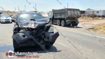 Կոտայքի մարզում բախվել են Nissan Pathfinder-ն ու «КамАЗ»-ը․ կա վիրավոր