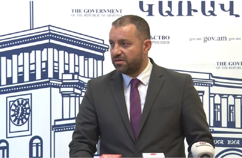 Լարսը բաց է, և մեկ ամսվա ընթացքում Լարսում հերթերն ամբողջությամբ կվերանան․ Վահան Քերոբյան