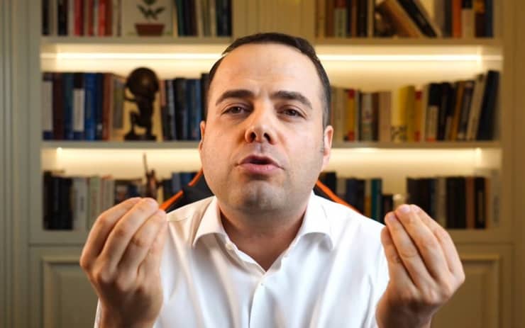 «Կառավարությունը Թուրքիային աղետի է հասցրել». թուրք ֆինանսիստ