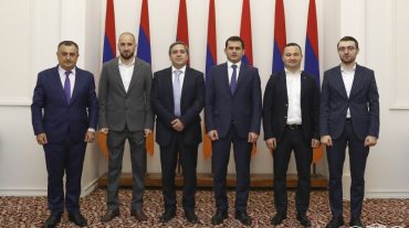 Հակոբ Արշակյանն ընդունել է Համահայկական երիտասարդական ֆուտբոլի ասոցիացիայի ղեկավարին