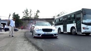 Հարսանեկան երթ և կրակոցներ Մառնեուլում