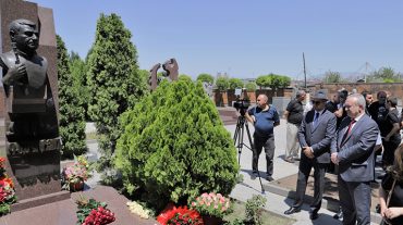 Կոմիտասի անվան պանթեոնում տեղի է ունեցել Ջիվան Գասպարյանի կիսանդրու բացման արարողությունը